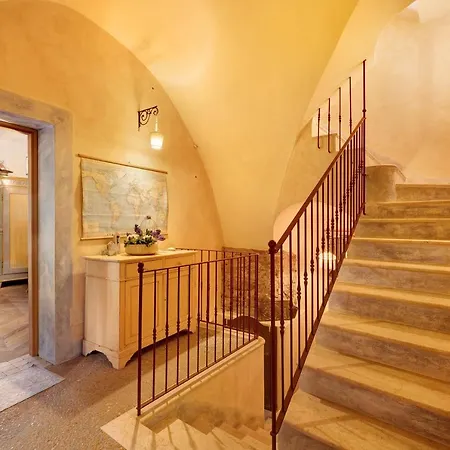 דירה Residenza Stoechas *